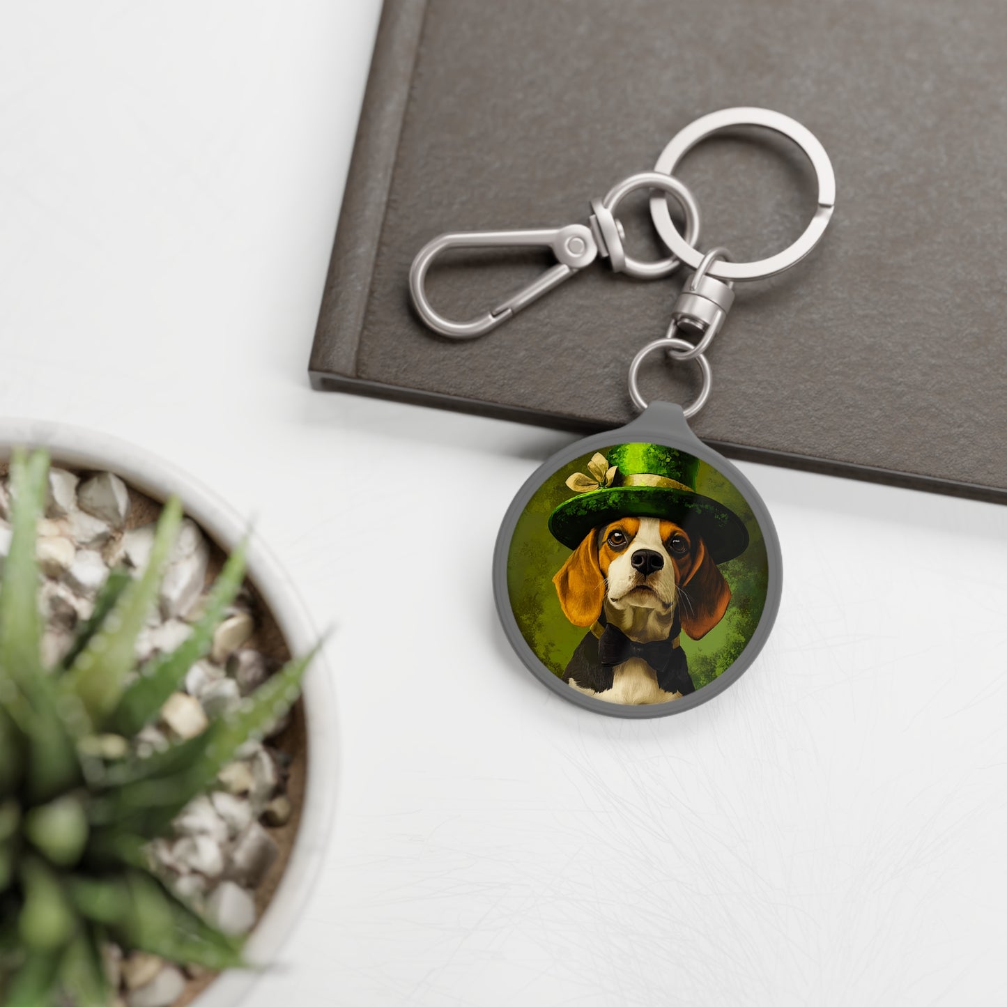 Saint Patrick's Day Theme Beagle Keyring Tag