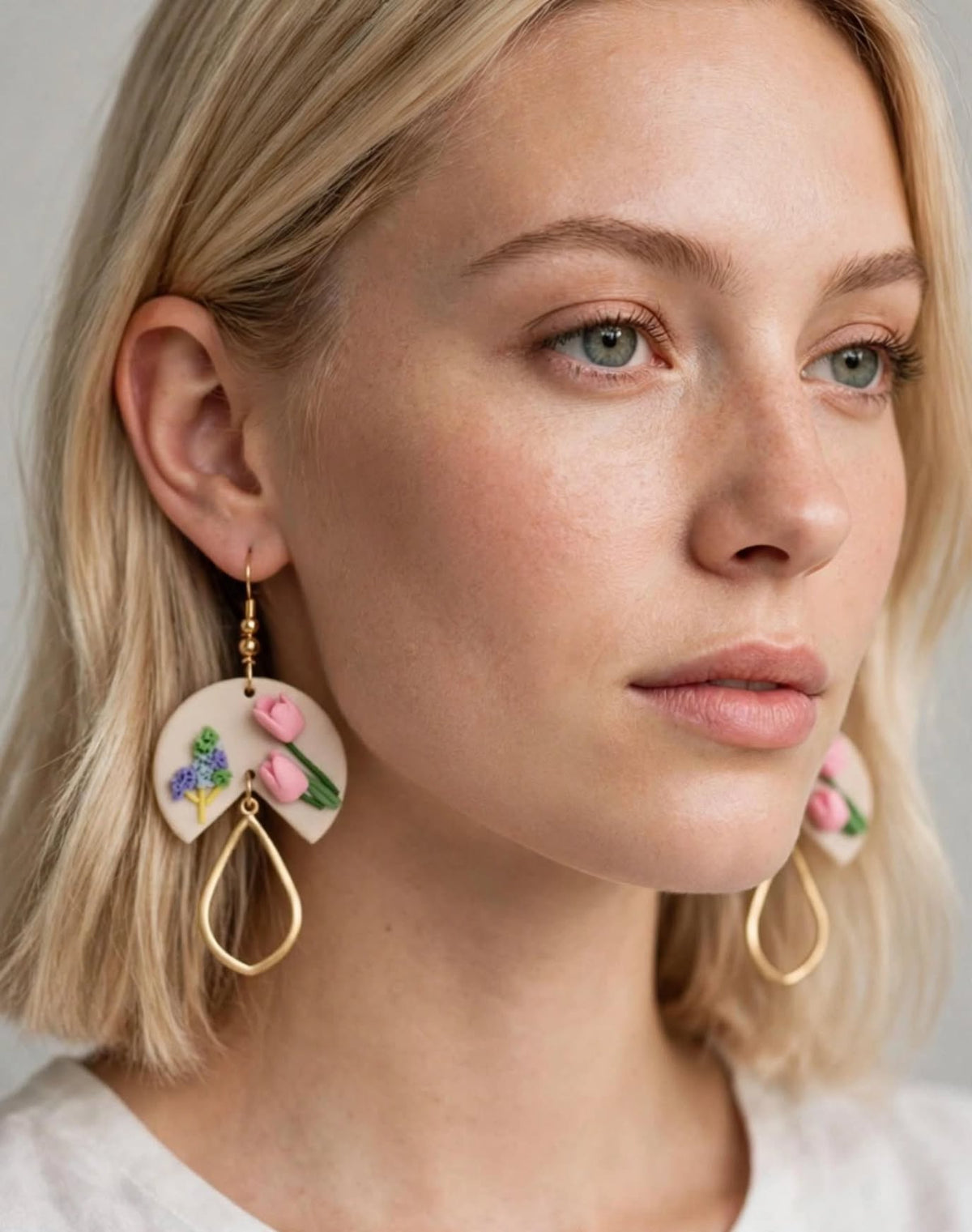 Floral Elegant Tulips Clay & Resin Earrings - Artisanal Dangle Jewelry