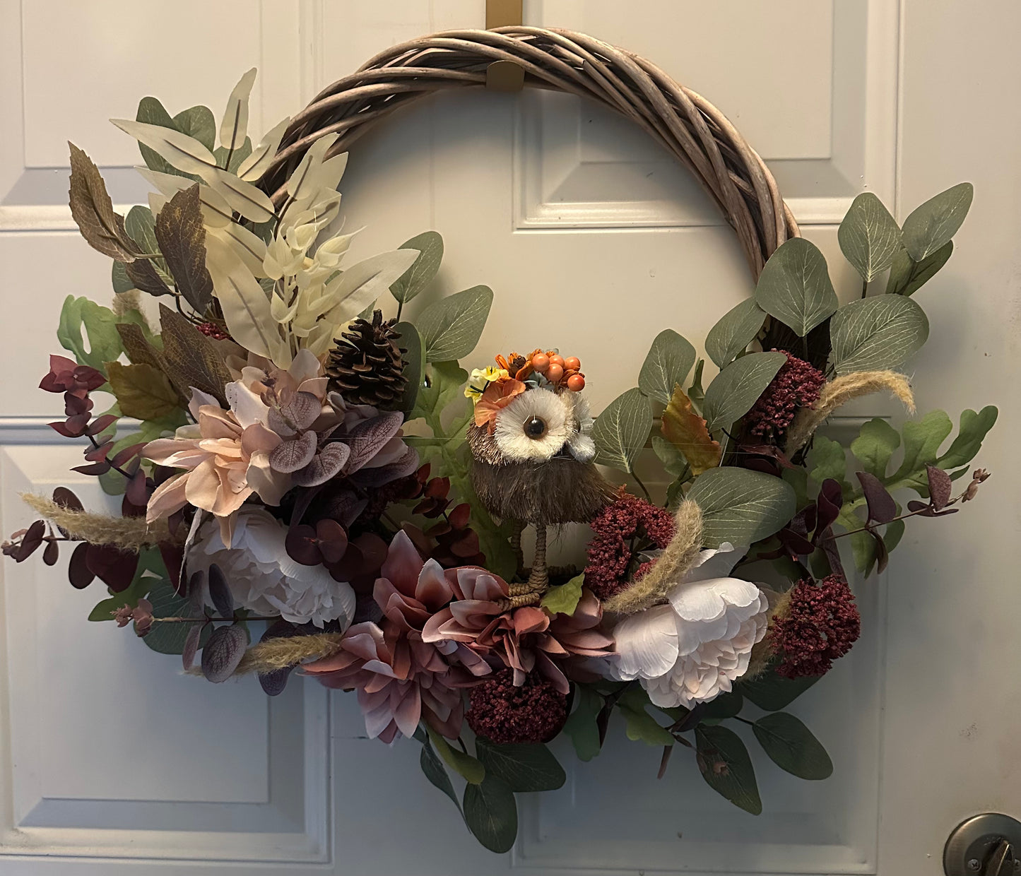 Cozy Owl Wreath - Woodland Seasonal Decoration