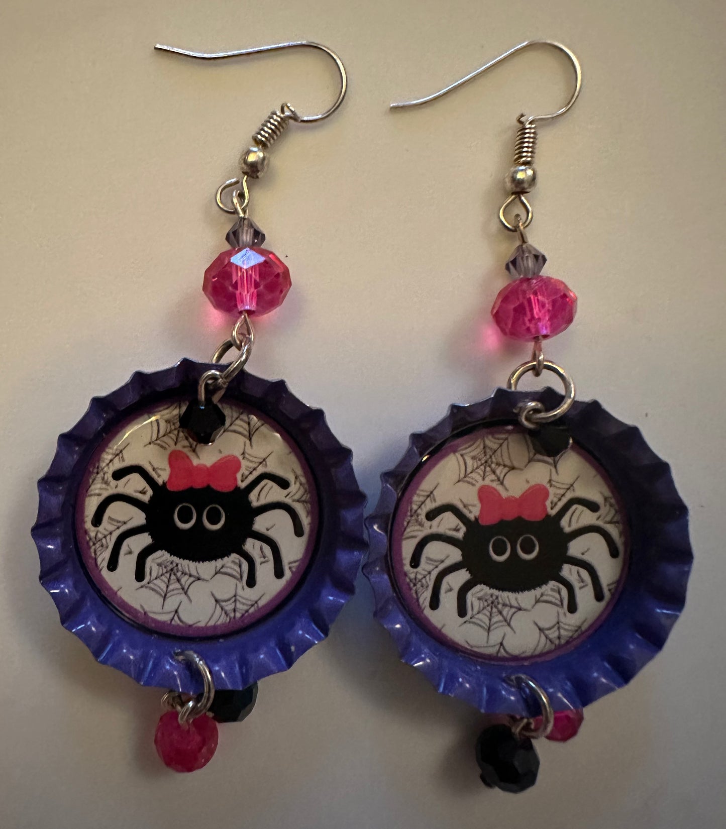 Halloween Spider Bottlecap Earrings - Spooky Cute Dangle Jewelry
