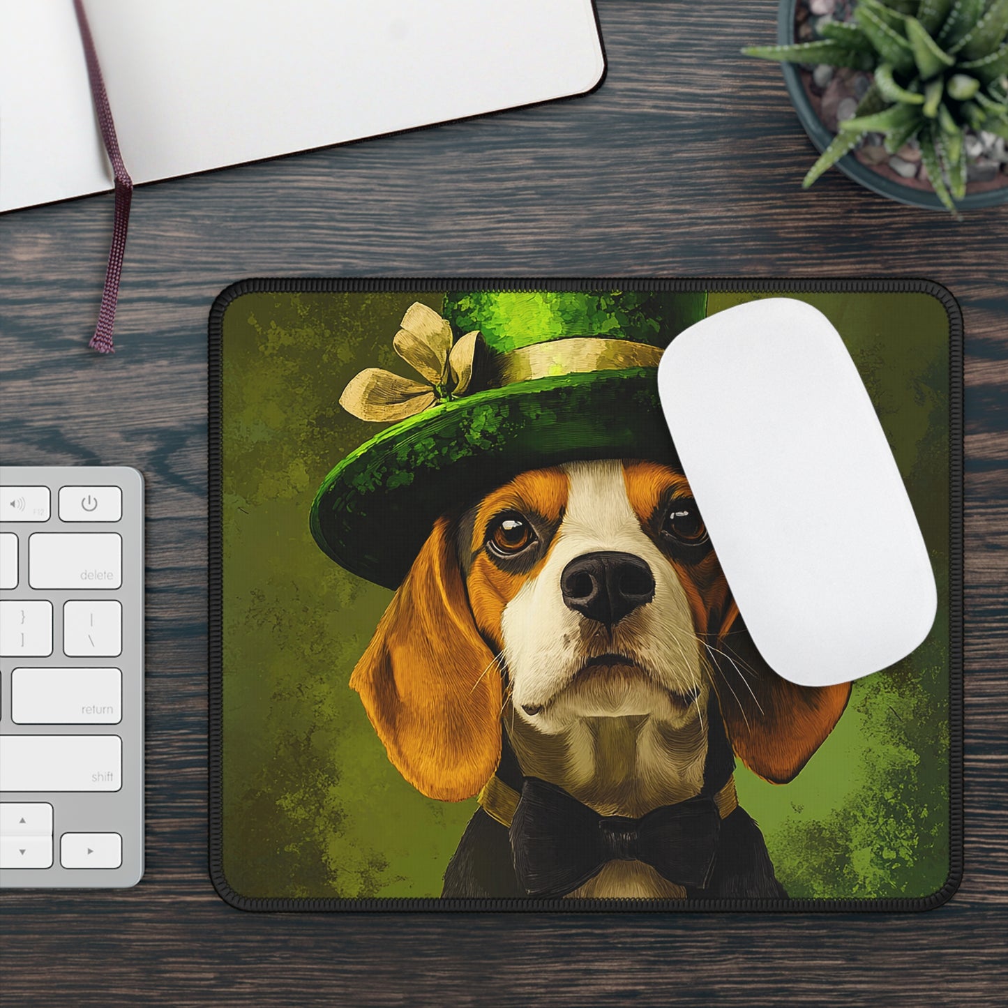 Saint Patrick's Day Theme Beagle Gaming Mouse Pad